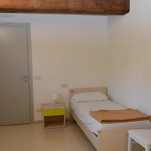  Ostello Cartiera La Buca