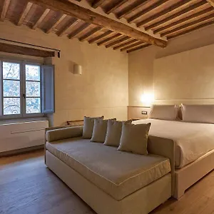  Bed & Breakfast Saturnalia Village